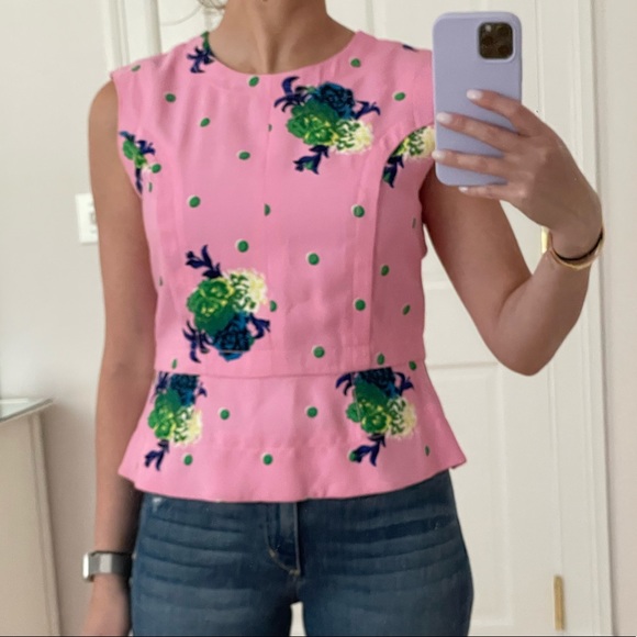 MARC JACOBS NWOT! Pink floral blouse with peplum detail. - Picture 3 of 14